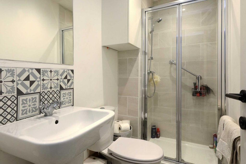 Additional image 11 of 4 bed detached house for saleCock Lane, Penn, Buckinghamshire HP10