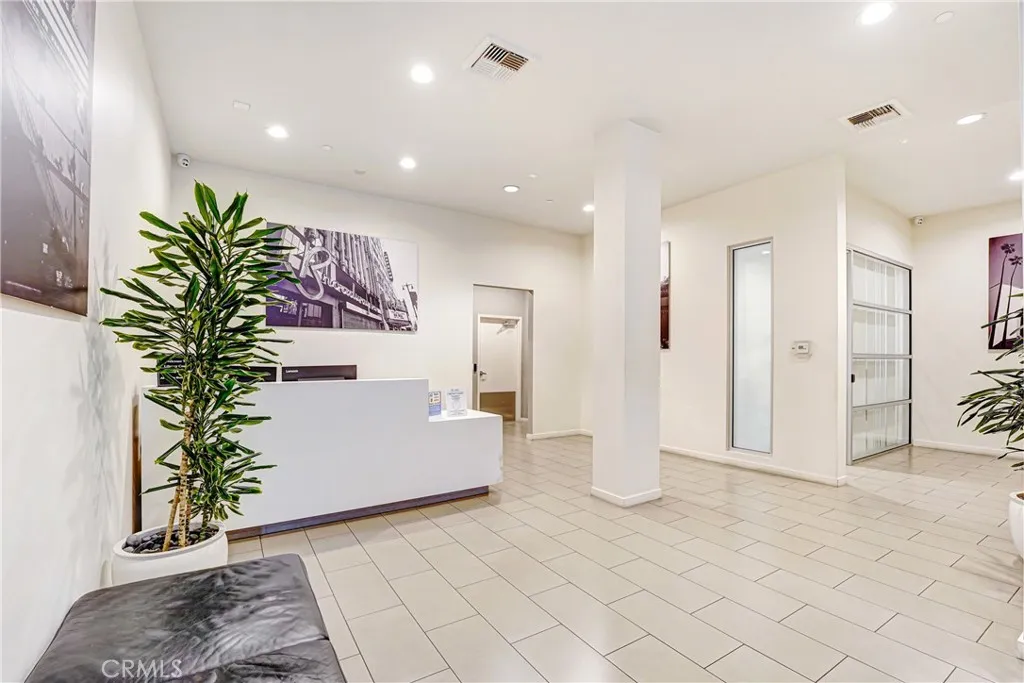 Additional image 17 of 630 W 6th St Unit 216, Los Angeles, CA 90017