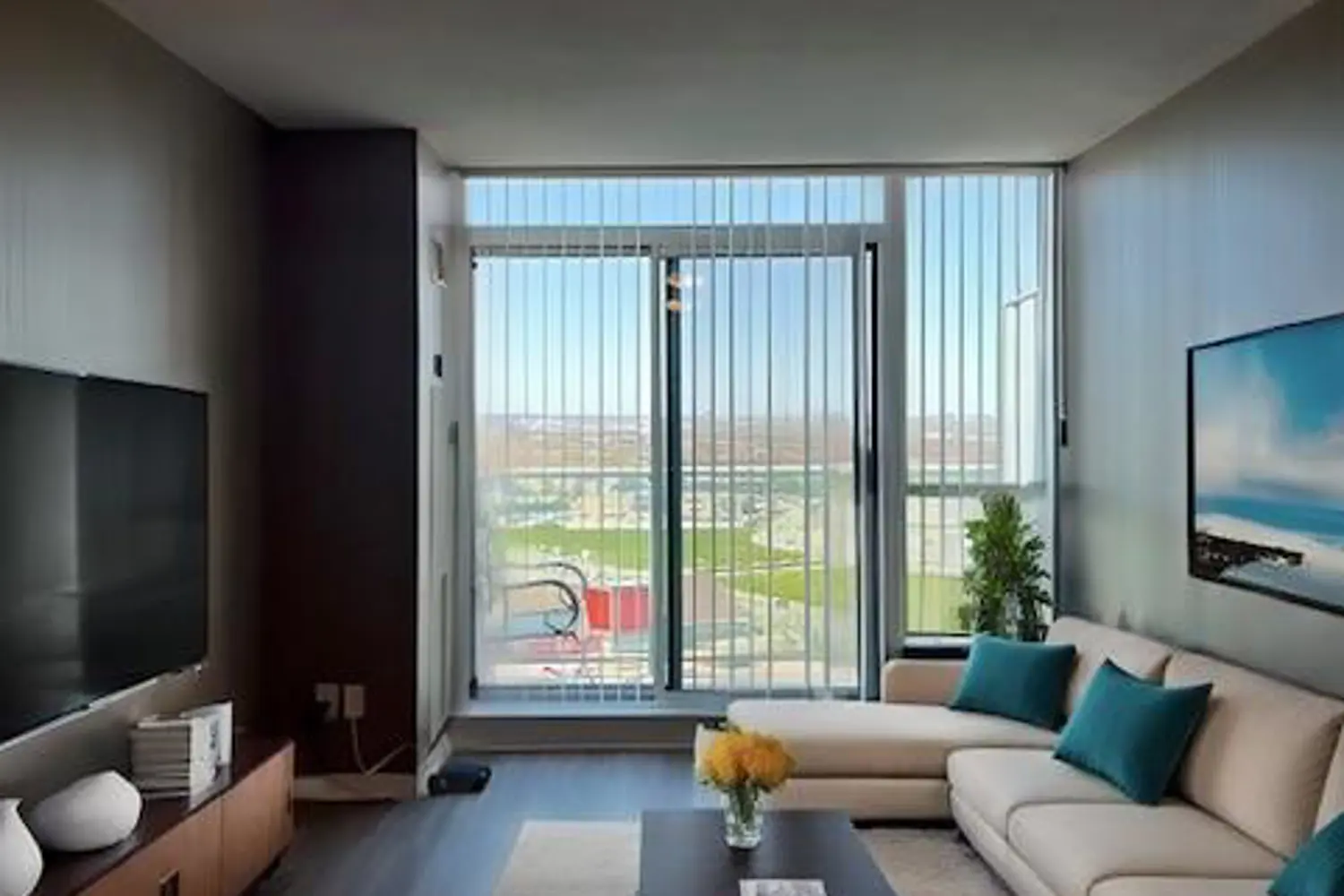 Additional image 12 of 4889 Kimbermount Avenue Ph10