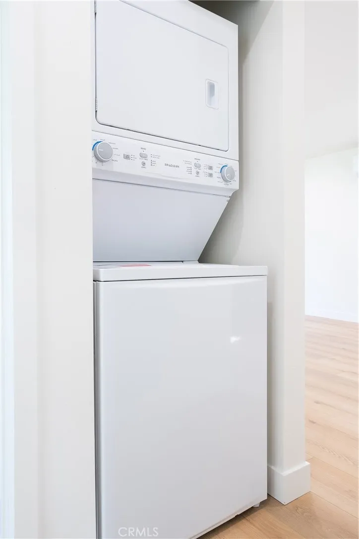 Additional image 53 of 1065 E Spazier Ave Unit 102, Burbank, CA 91502