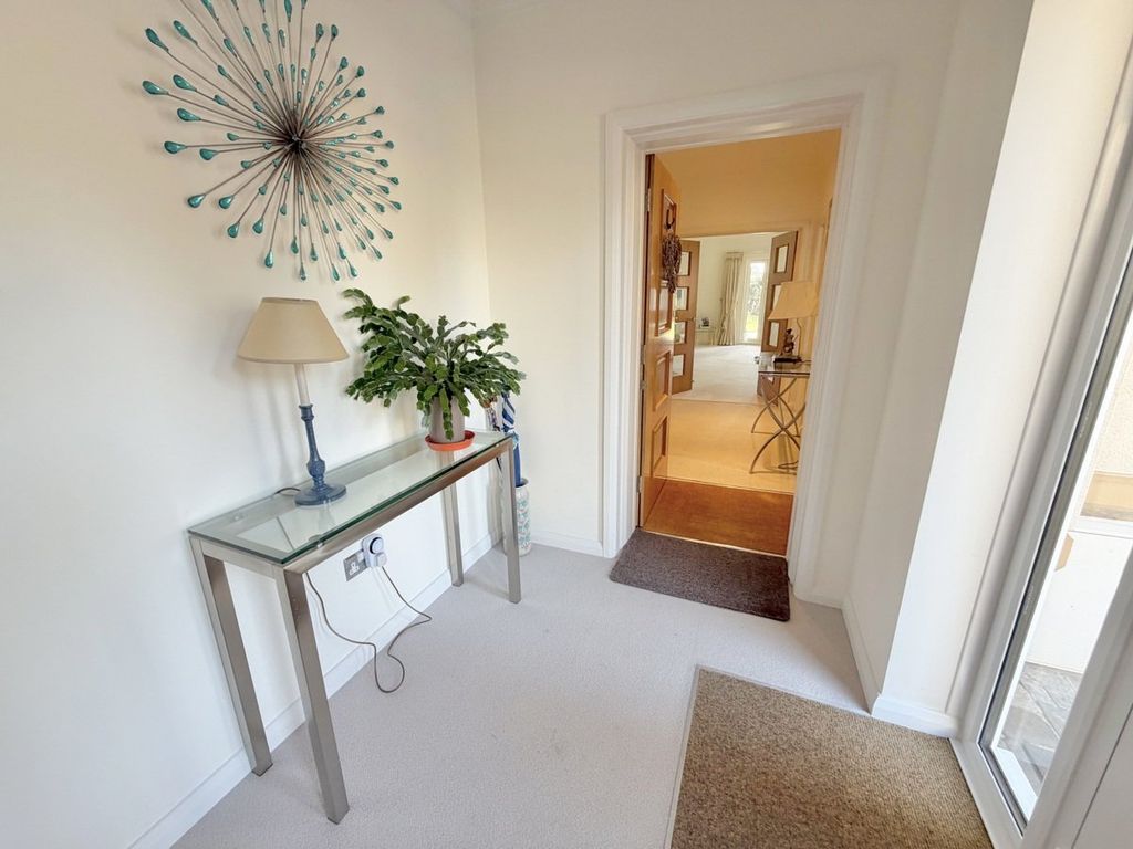 Additional image 24 of 3 bed flat for saleNairn Road, Canford Cliffs, Poole BH13