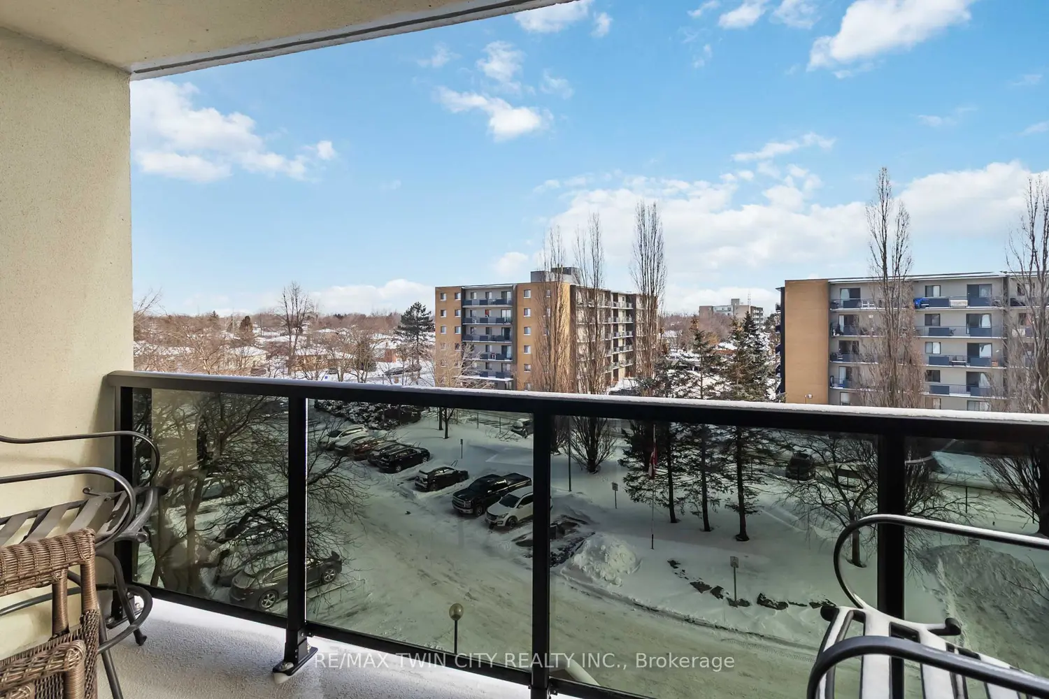 Additional image 15 of 9 Bonheur Court 505