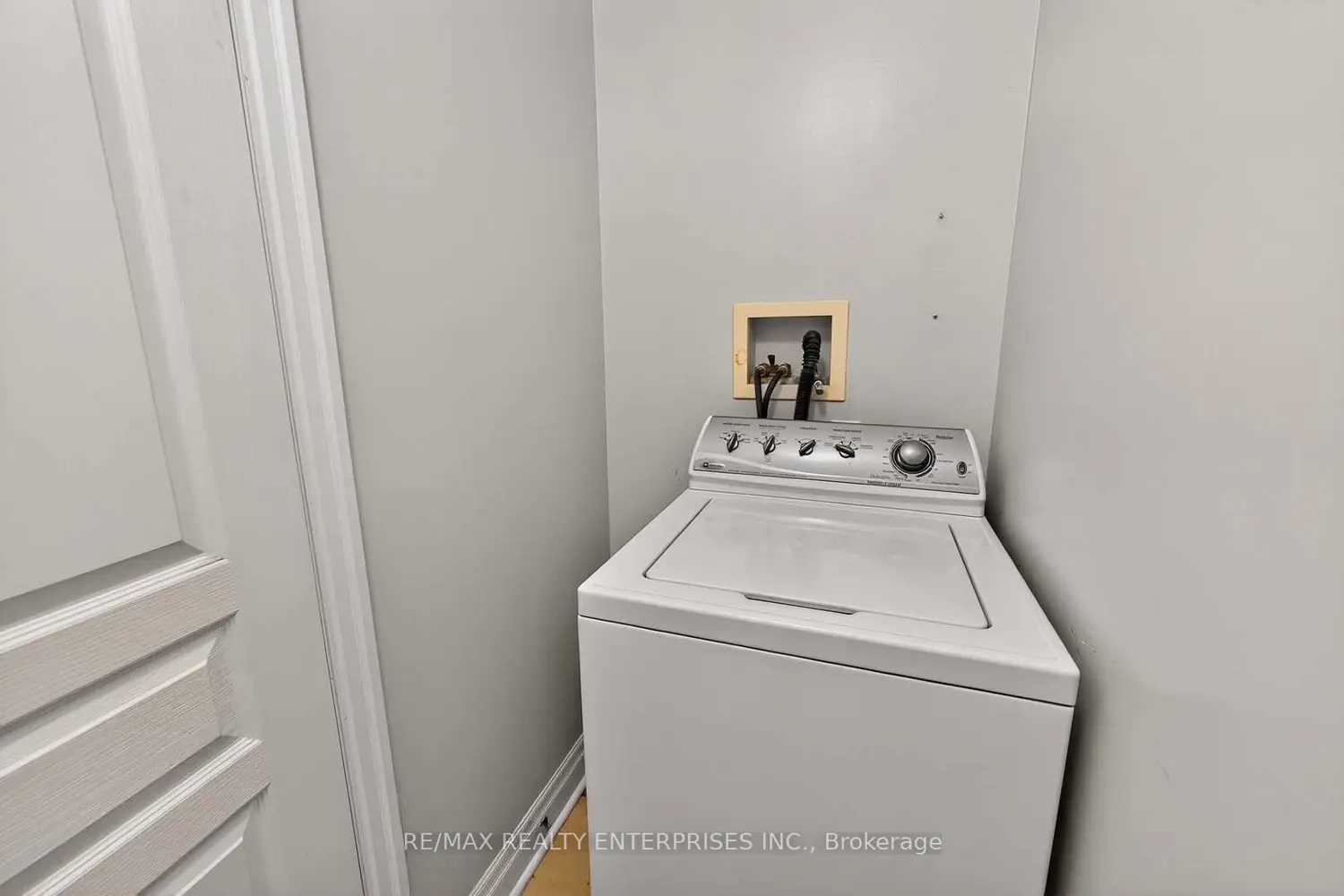 Additional image 12 of 65 Port Street 503