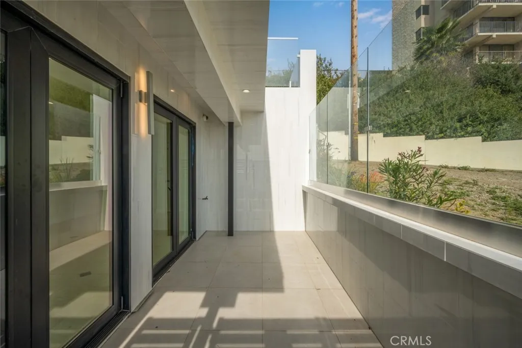 Additional image 34 of 1724 Bluff Pl, Long Beach, CA 90802