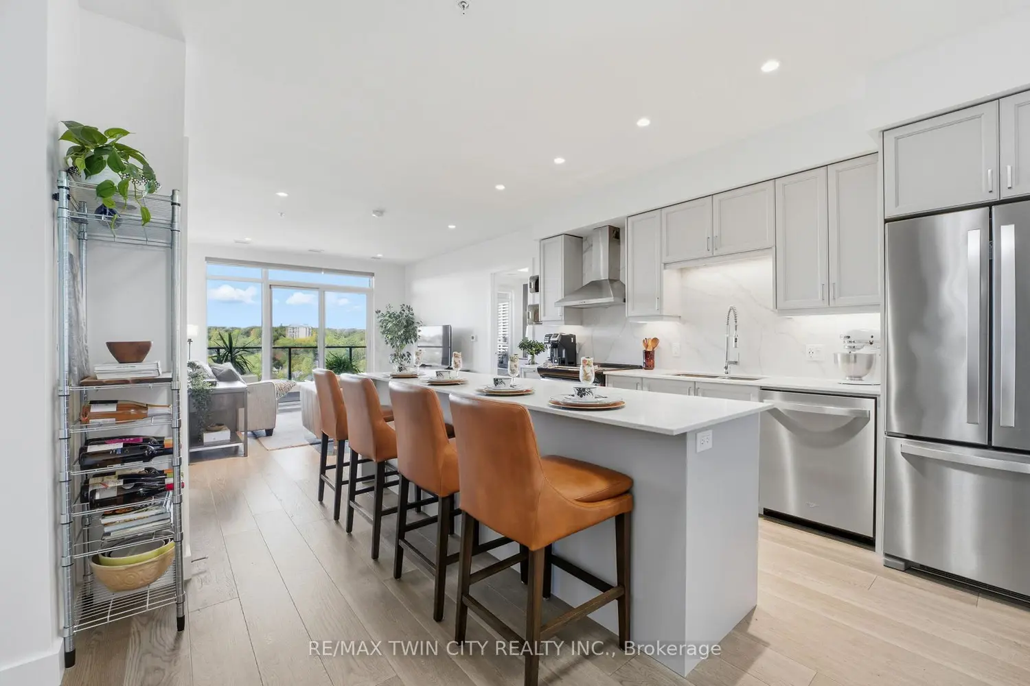 Additional image 2 of 15 Glebe Street 1410