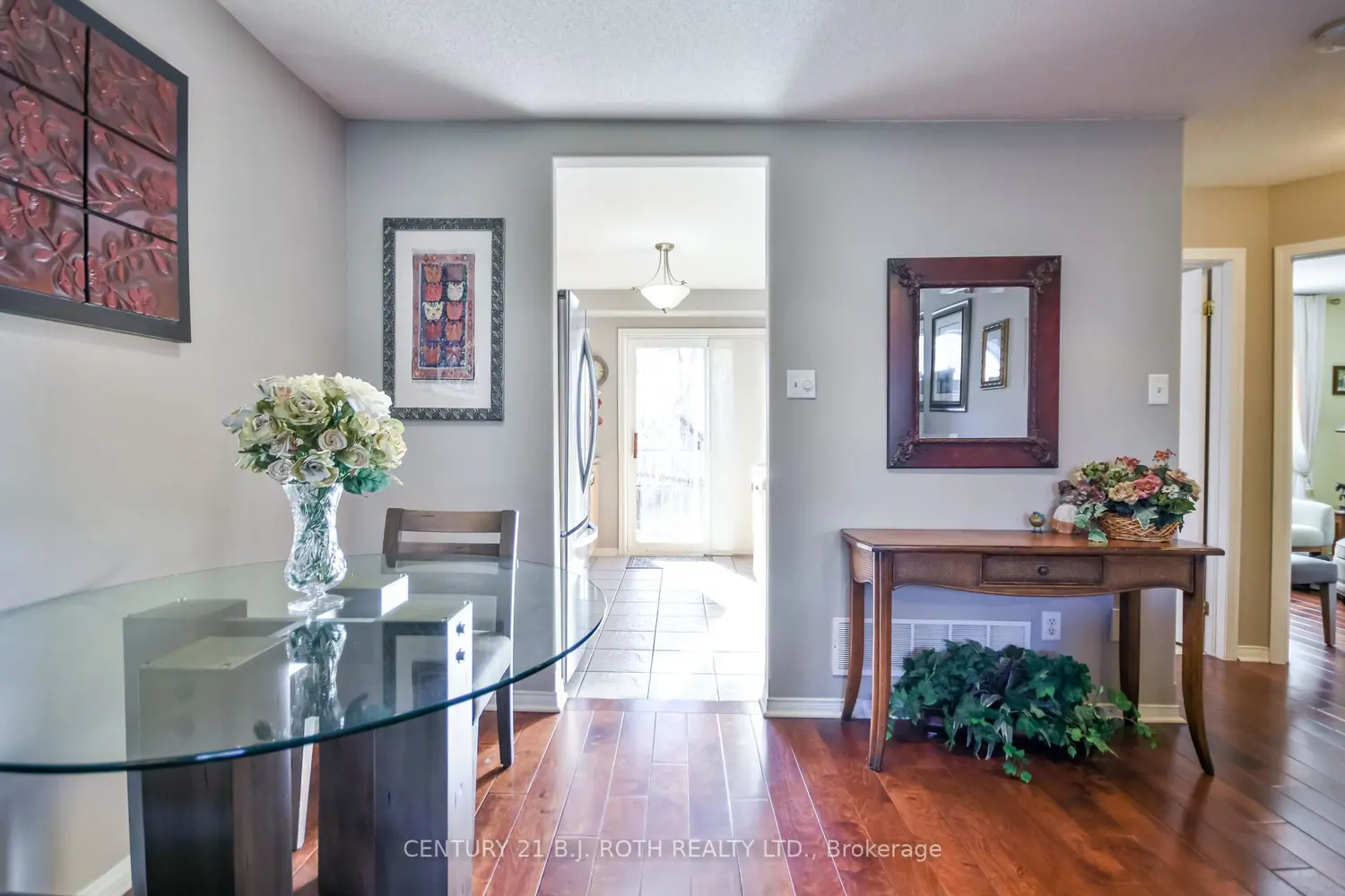 Additional image 4 of 358 Little Avenue 3