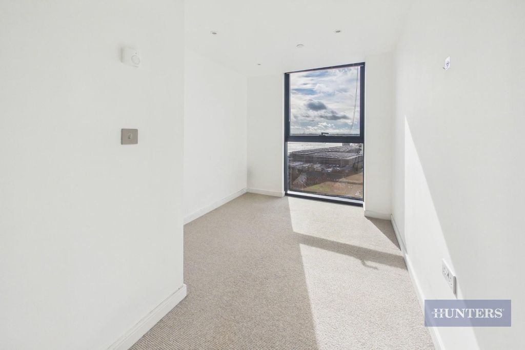 Additional image 14 of 3 bed flat for saleThe Moresby Tower, Ocean Village SO14