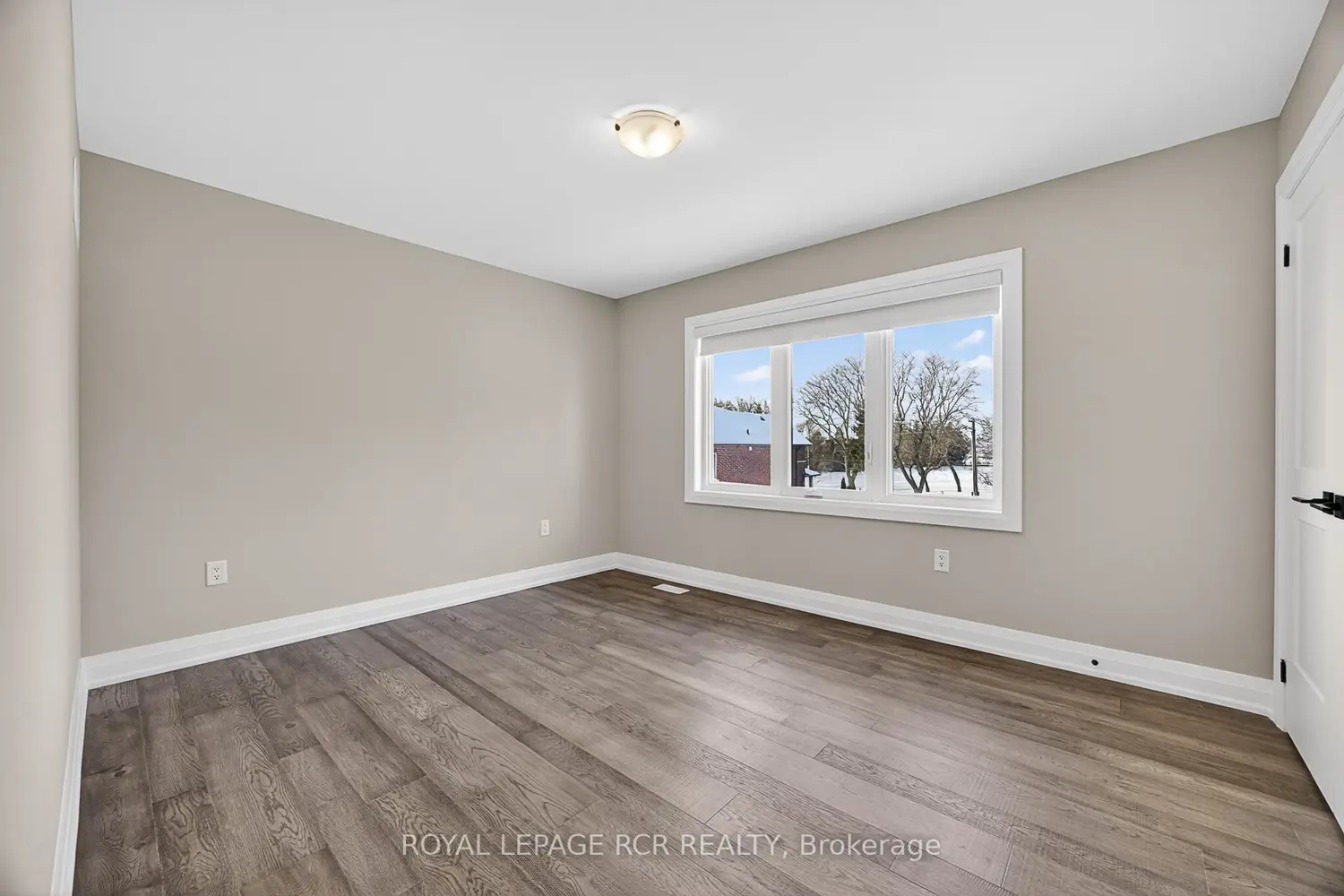 Additional image 13 of 28 St. George Street