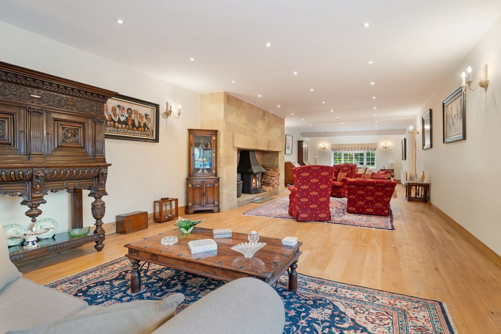 Additional image 17 of 6 bed detached house for saleWigton Lane, Alwoodley, Leeds LS17
