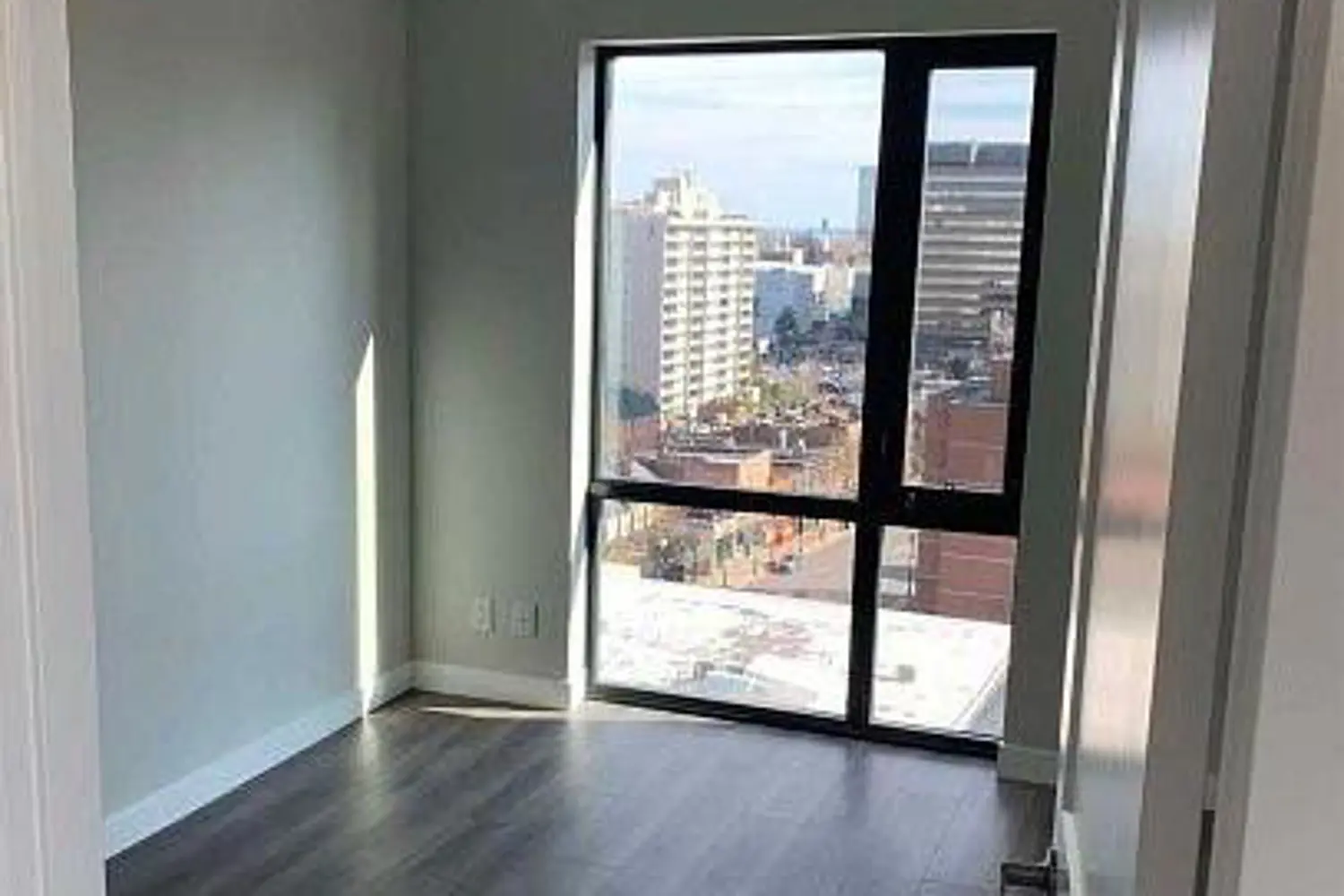 Additional image 7 of 15 Queen Street 1114