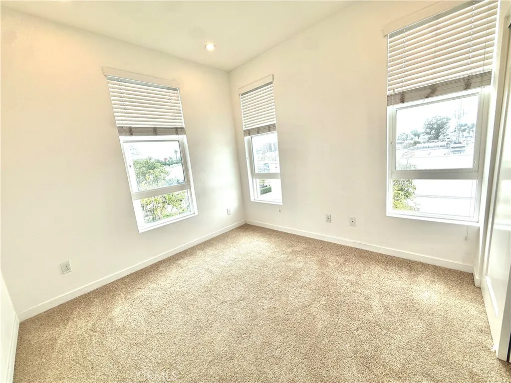 Additional image 32 of 2236 Synergy, Irvine, CA 92614