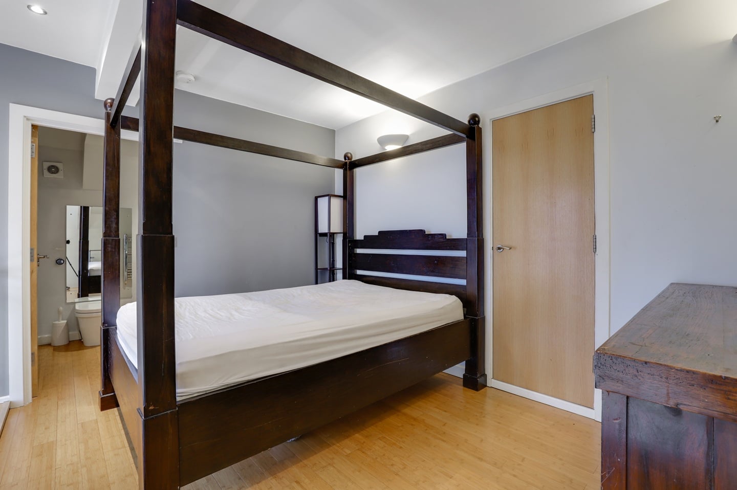 Additional image 5 of 2 Bed Flat, Reed Place, SW4, N1 7GU