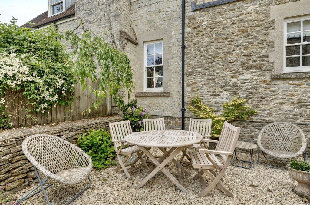 Additional image 20 of 2 bed flat for saleLattiford, Holbrook, Wincanton, Somerset BA9