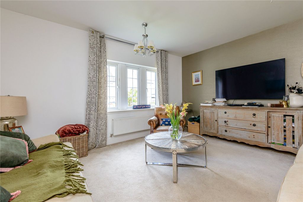 5 bed detached house for sale3 Sim Forth, North Berwick, East Lothian EH39 photo 3