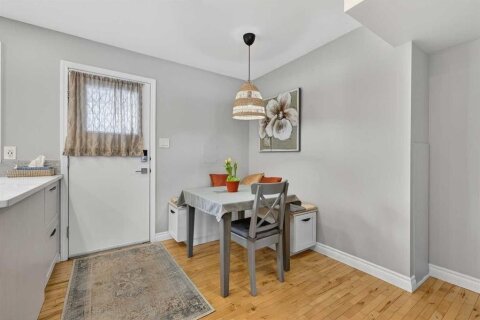 Additional image 8 of 563 Regal Park NE, Calgary, AB, T2E 0S6