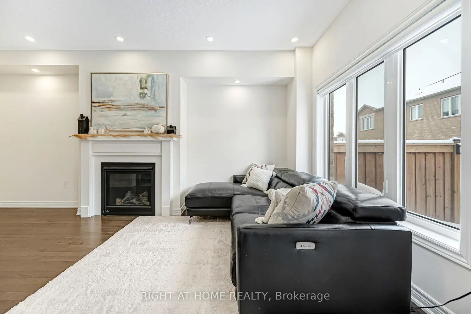 Additional image 10 of 52 Veterans Street