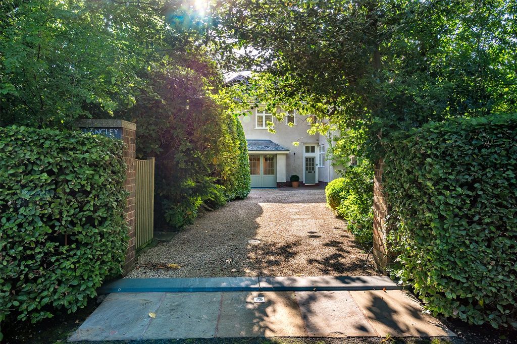 Additional image 25 of 5 bed detached house for saleMacclesfield Road, Prestbury, Macclesfield, Cheshire SK10