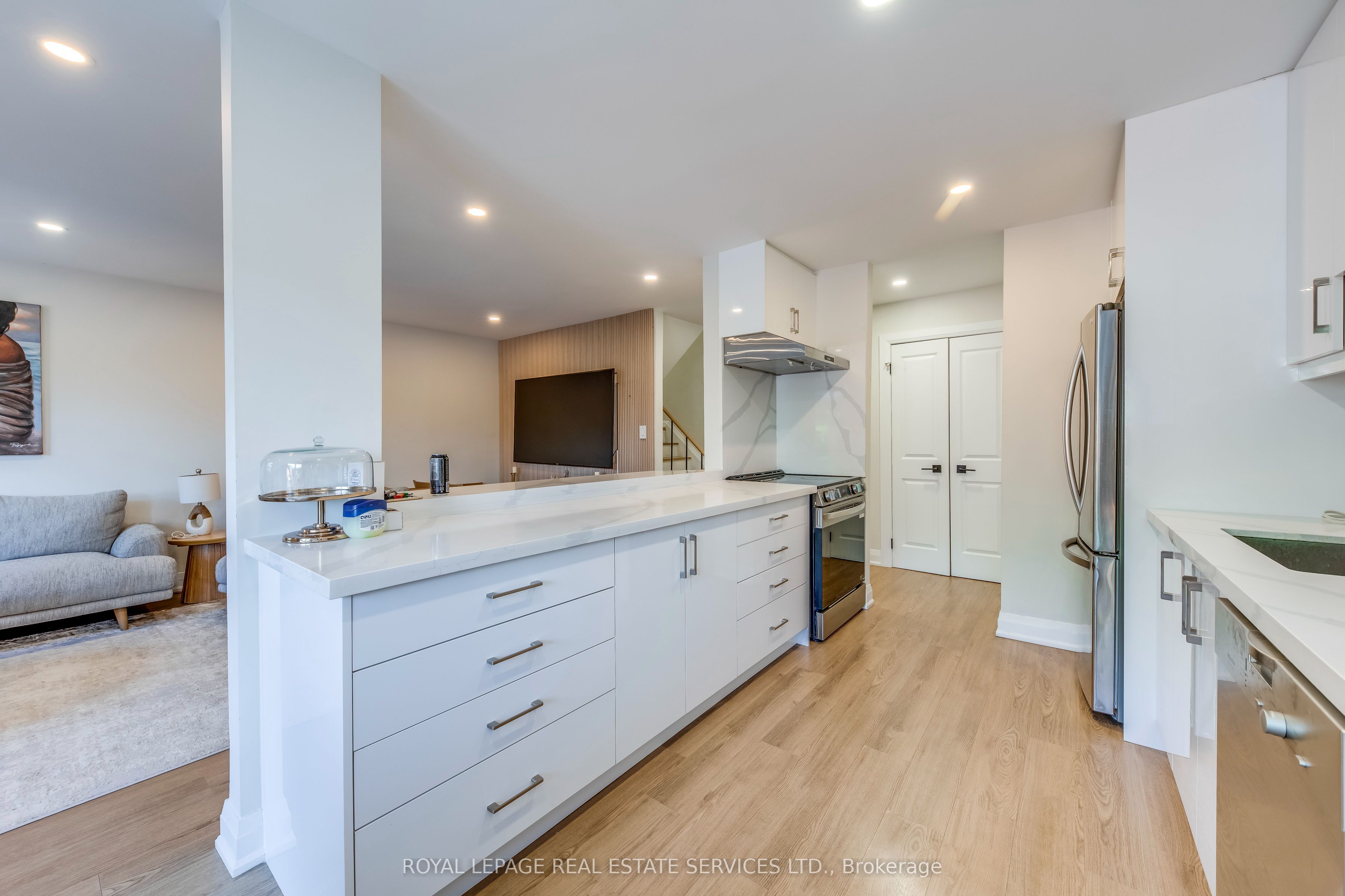 Additional image 6 of 9-3308 The Credit Woodlands N/a, Mississauga, ON, L5C 2J8