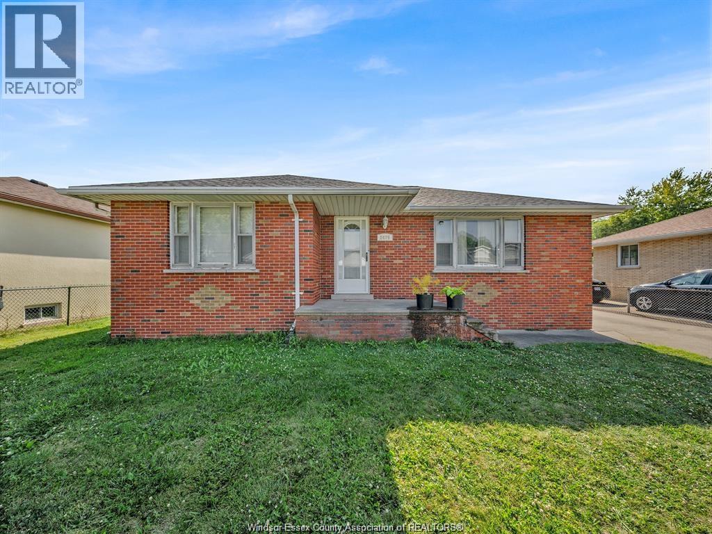 MAIN-2475 Meighen , Windsor, ON, N9W4C2