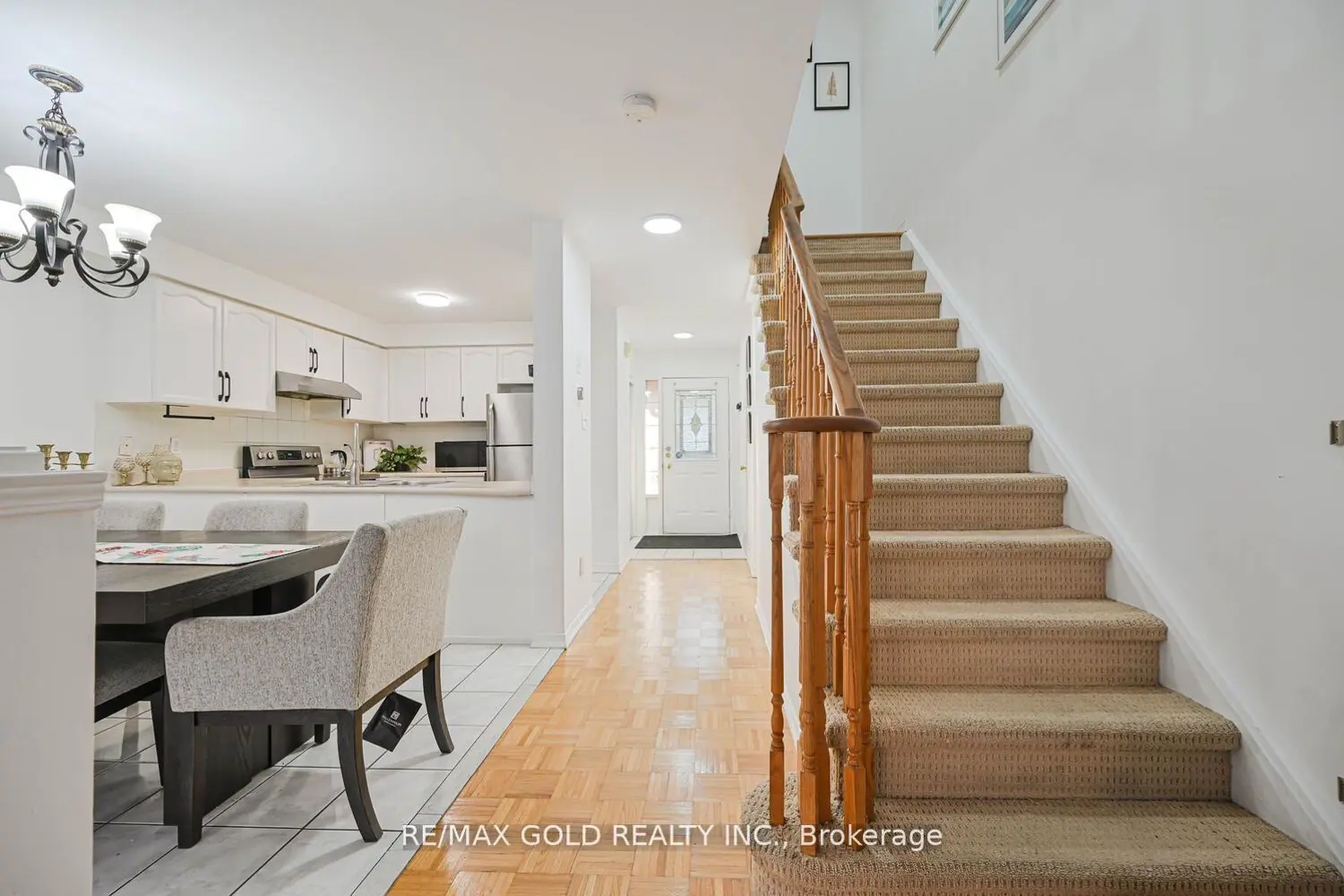 Additional image 5 of 34 Earth Star Trail