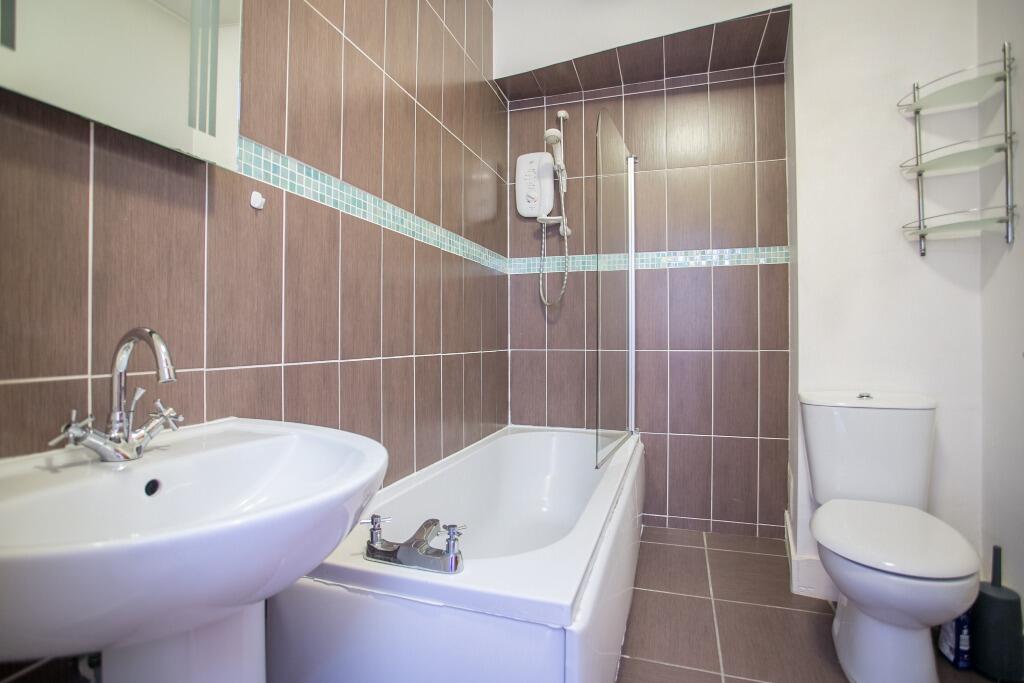 Additional image 8 of Esslemont Avenue, Rosemount, Aberdeen, AB25