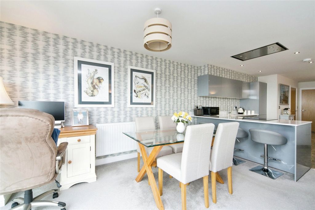 Additional image 15 of 2 bed maisonette for salePenmaen Bod Elias, Old Colwyn, Colwyn Bay, Conwy LL29
