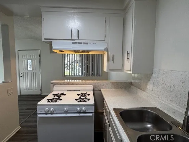 Additional image 36 of 12425 Harris Ave Unit 2, Lynwood, CA 90262