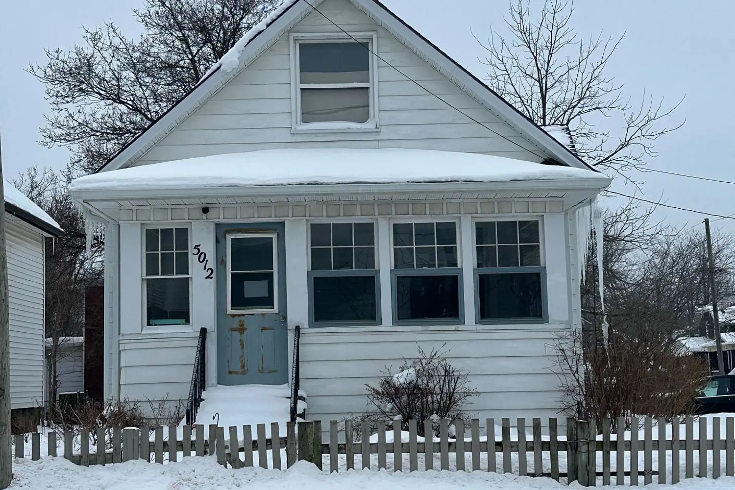 5012 Morrison Street