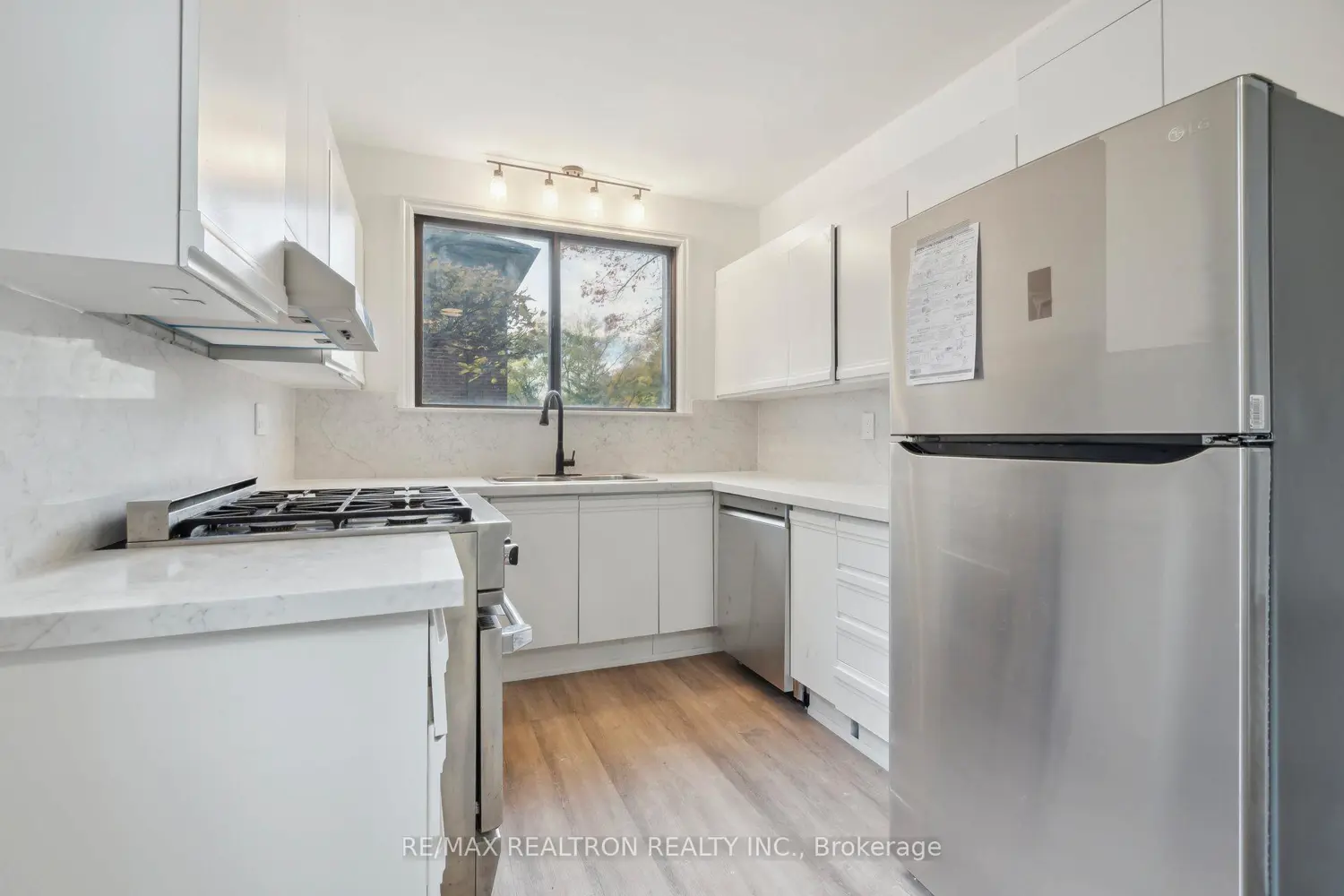 Additional image 4 of 6 Woodvale Crescent, Toronto
