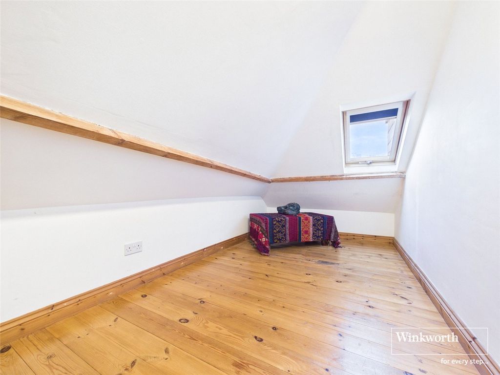 Additional image 13 of 3 bed terraced house for saleKing Street, Mortimer Common, Reading, Berkshire RG7