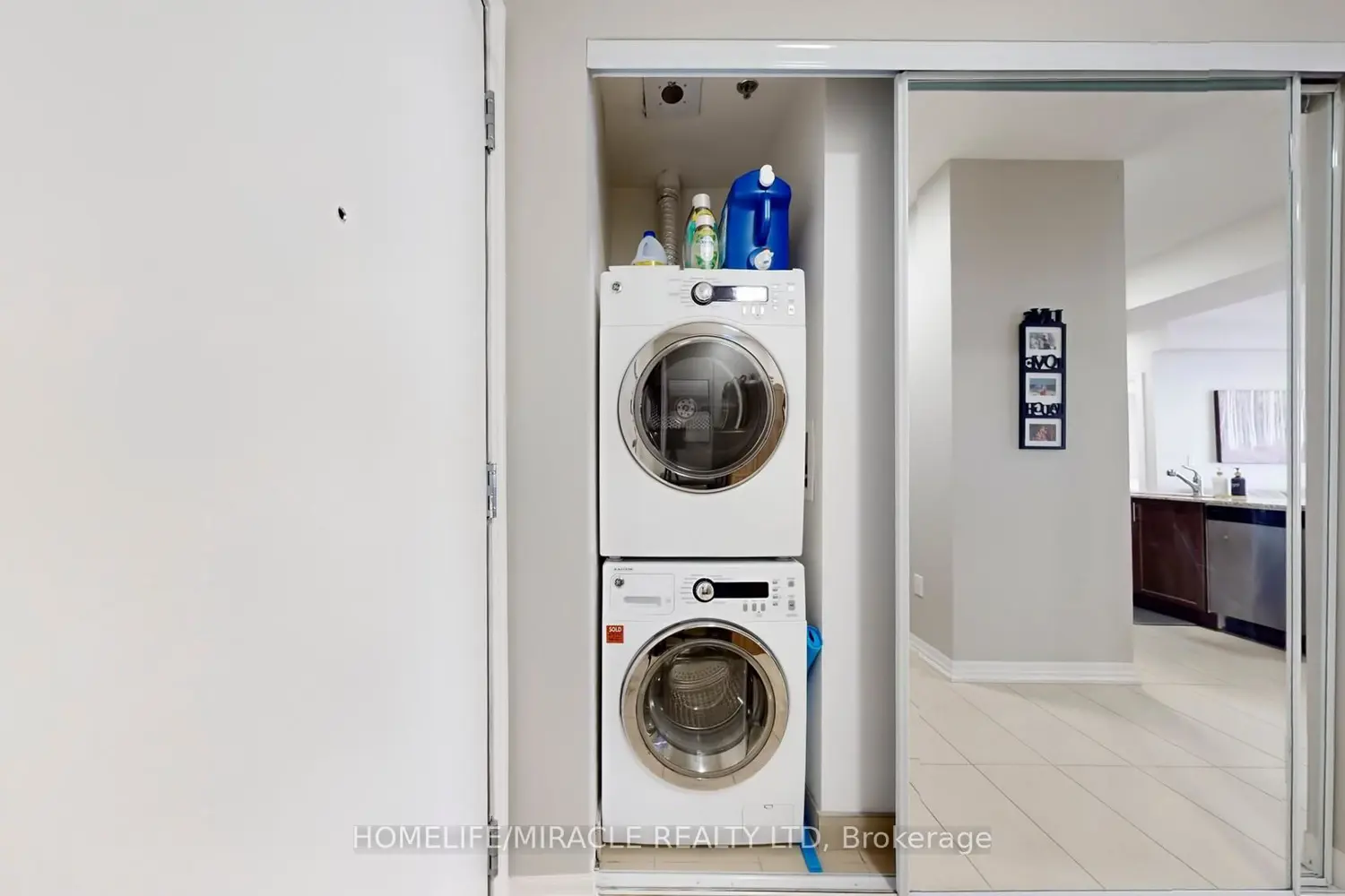 Additional image 9 of 560 North Service Road 607