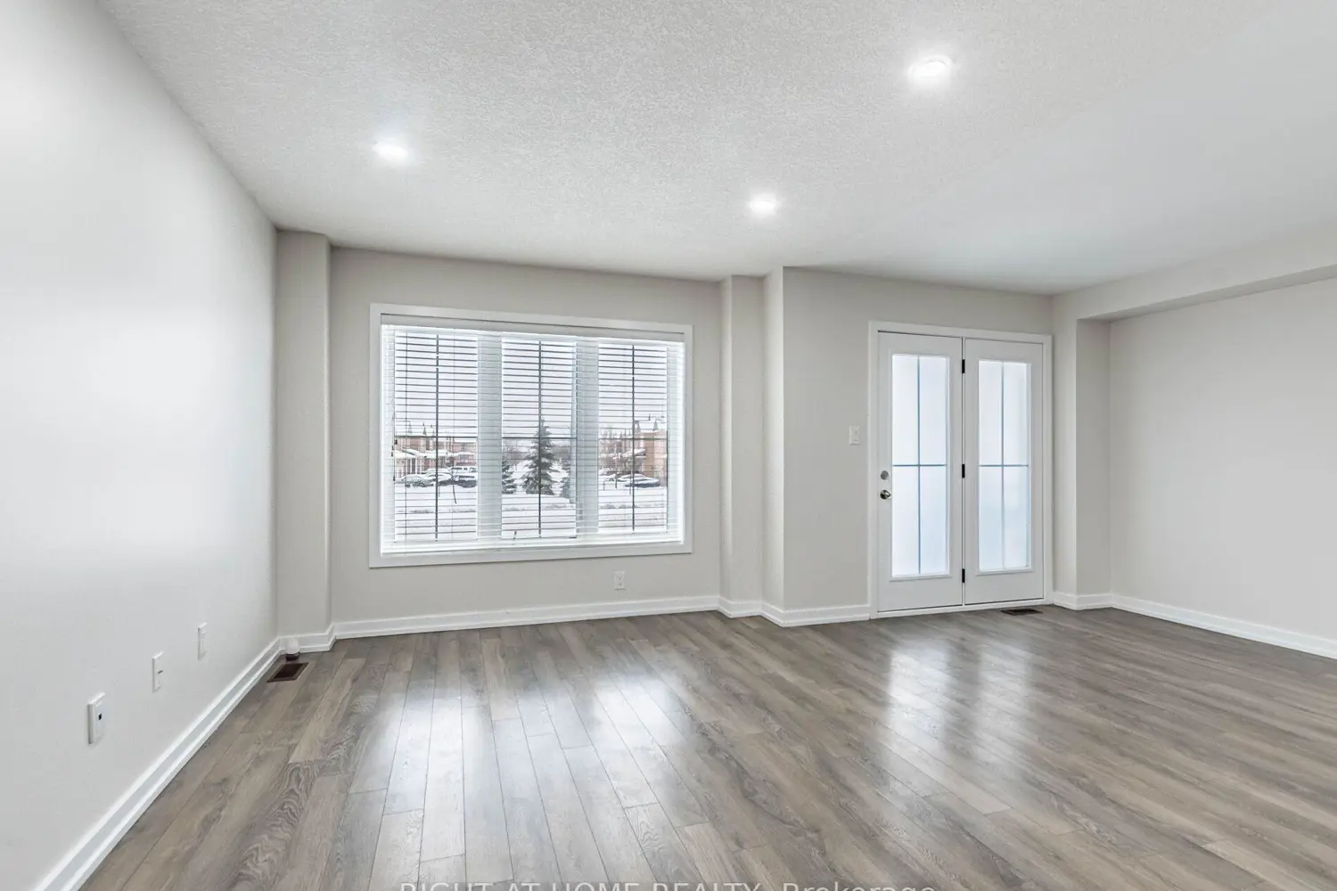 Additional image 9 of 16 Edsel Road