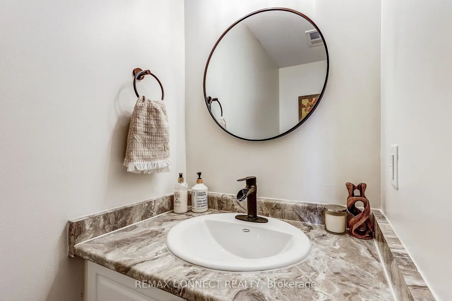 Additional image 6 of 21 Brookhouse Drive 420