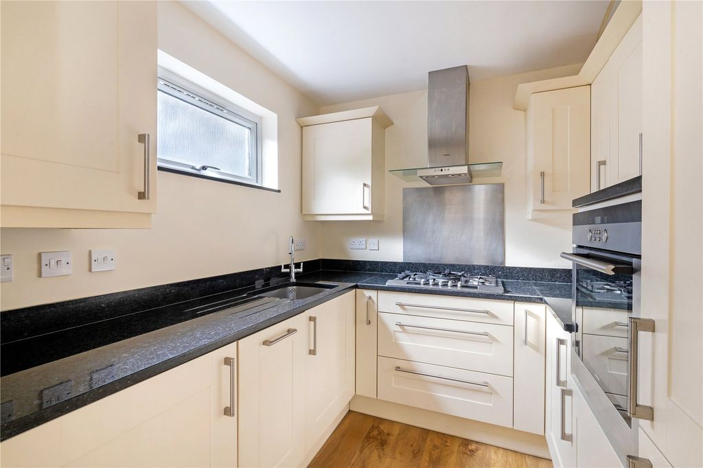 Additional image 5 of 12 bed flat for saleLondon Road, Pulborough, West Sussex RH20