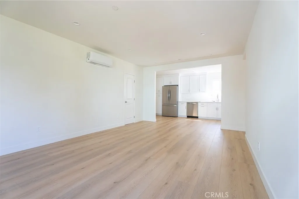 Additional image 41 of 1065 E Spazier Ave Unit 102, Burbank, CA 91502