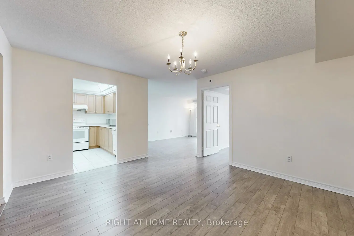 Additional image 7 of 228 Bonis Avenue 608