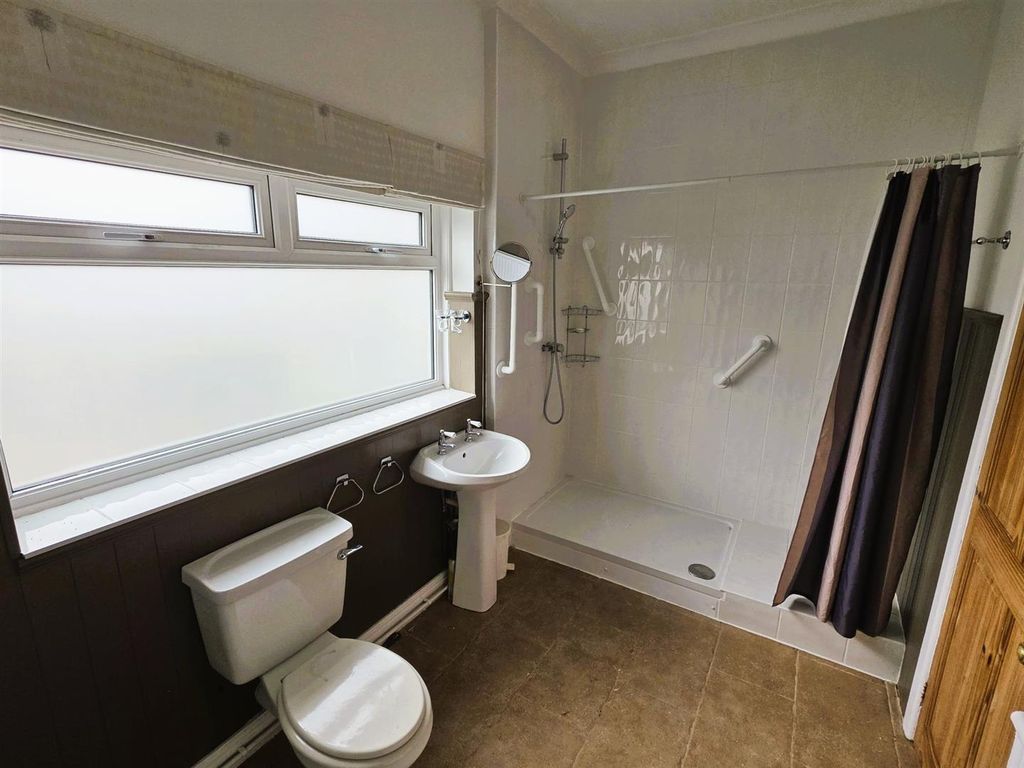 Additional image 12 of 2 bed flat for saleNew Road, Llanelli SA15