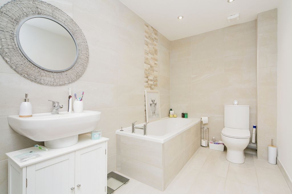 Additional image 6 of 2 bed maisonette for saleAbergele Road, Llanddulas, Abergele, Conwy LL22