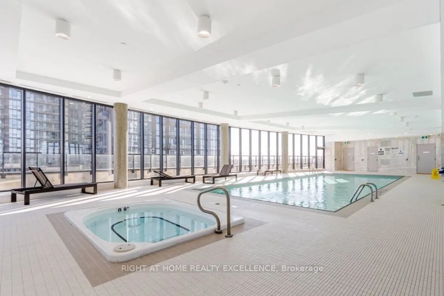 Additional image 20 of 65 Watergarden Drive 201