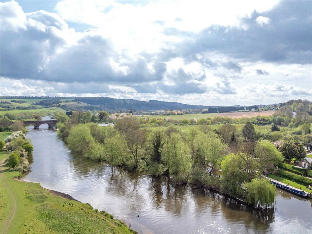 Land for saleLot 3 | Hillfields Farm, Lower Basildon, Reading, Berkshire RG8