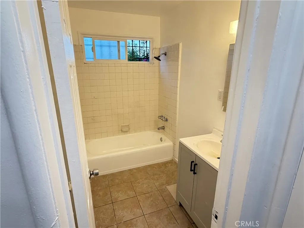 Additional image 46 of 18127 Roscoe Boulevard Unit 1, Northridge, CA 91325