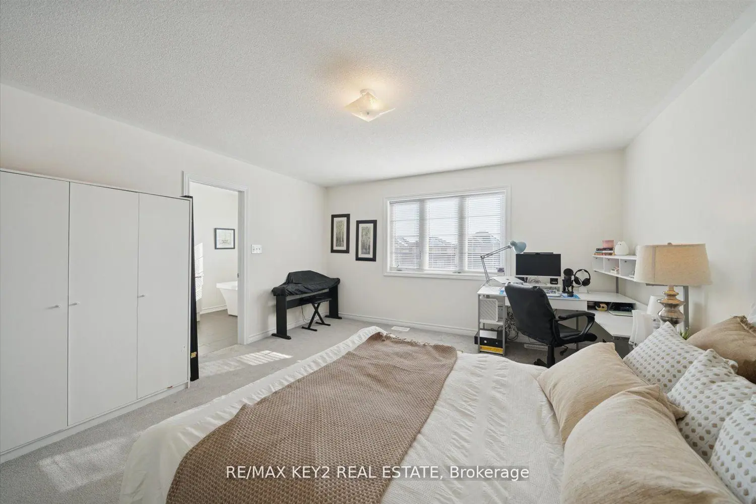 Additional image 12 of 1129 Cameo Street