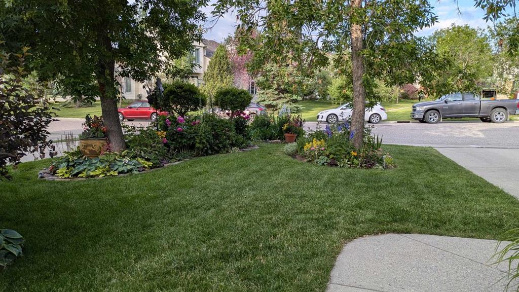 Additional image 3 of 245 Sandringham Road NW, Calgary, AB, T3K 3Z1