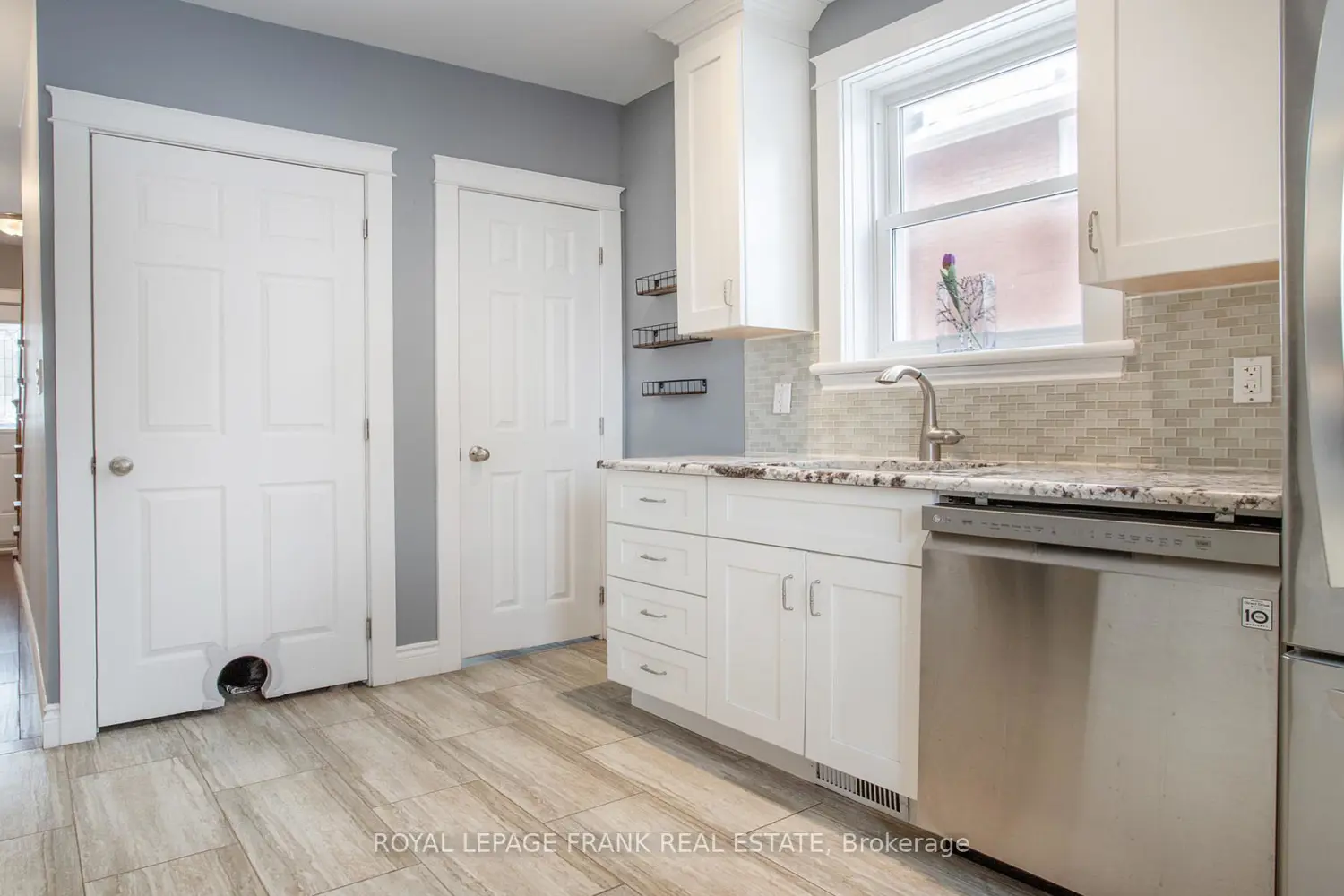 Additional image 10 of 385 Spring Street