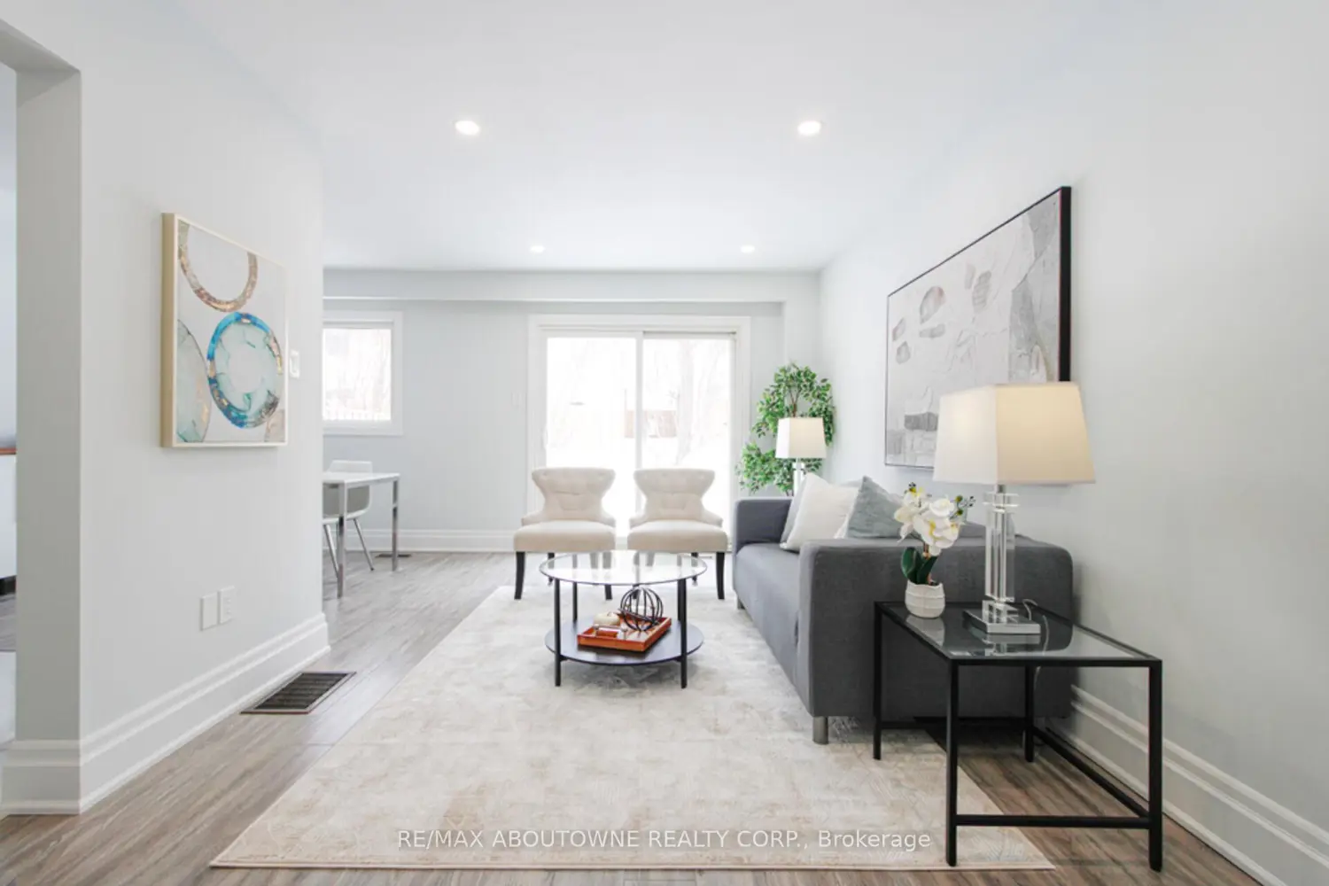 Additional image 2 of 1532 Lancaster Drive 41