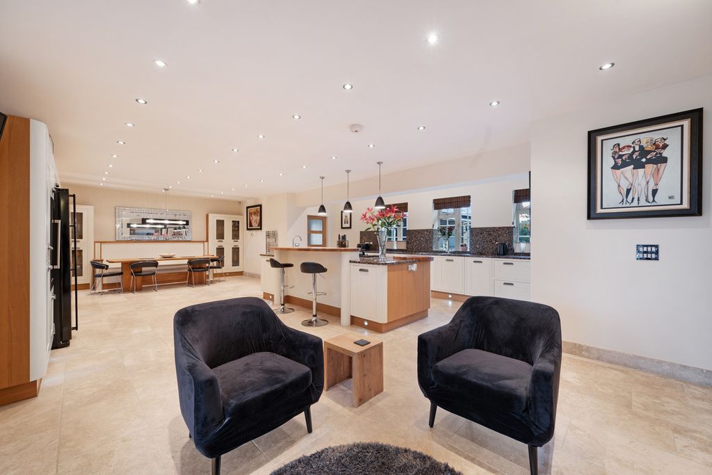 Additional image 10 of 6 bed detached house for saleWigton Lane, Alwoodley, Leeds LS17