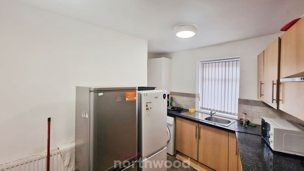 Additional image 13 of 11 bed flat for saleSomerset Road, Hyde Park, Doncaster DN1