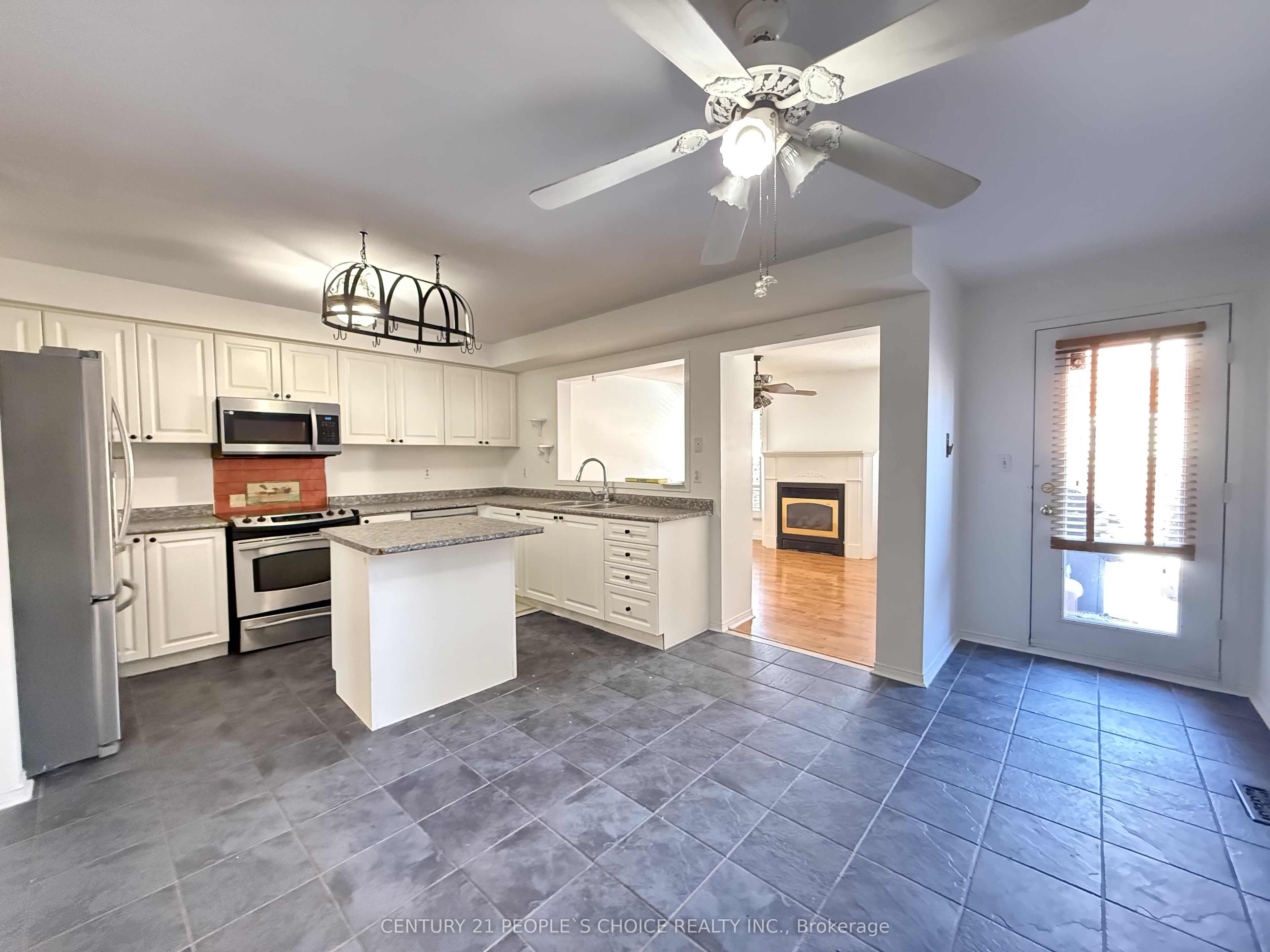 Additional image 4 of 3389 Wild Cherry Lane, Mississauga, ON, L5N 7N7