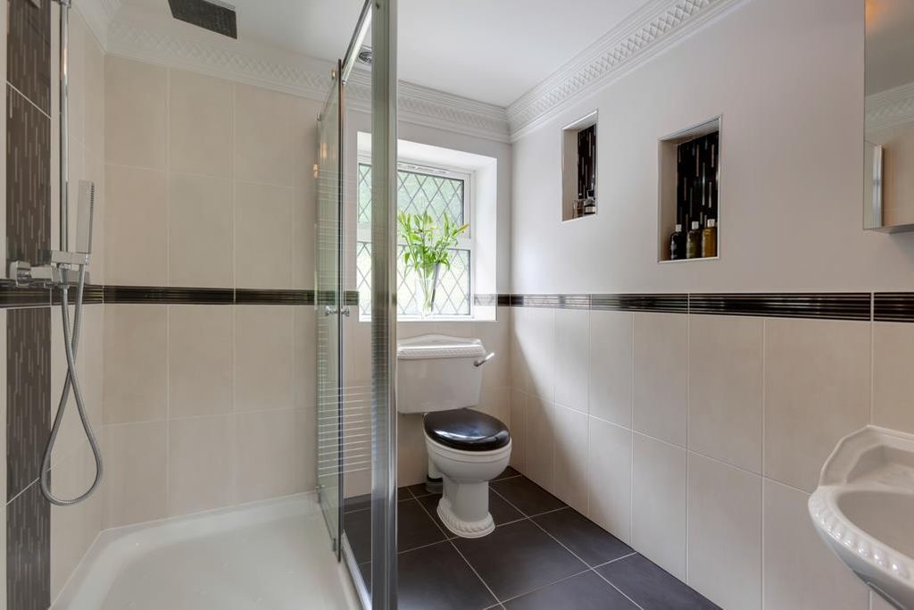 Additional image 18 of 9 bed detached house for saleRotherham Road, Killamarsh, Sheffield S21