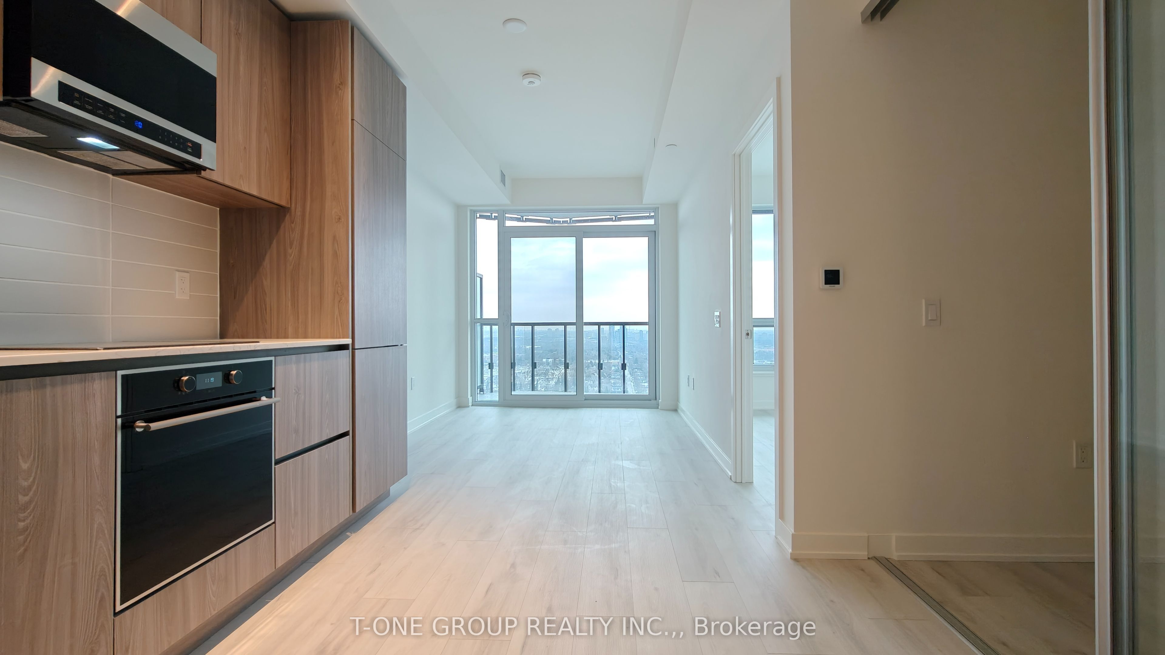 Additional image 6 of 3111-110 Broadway Avenue, Toronto, ON, M4P 1V7
